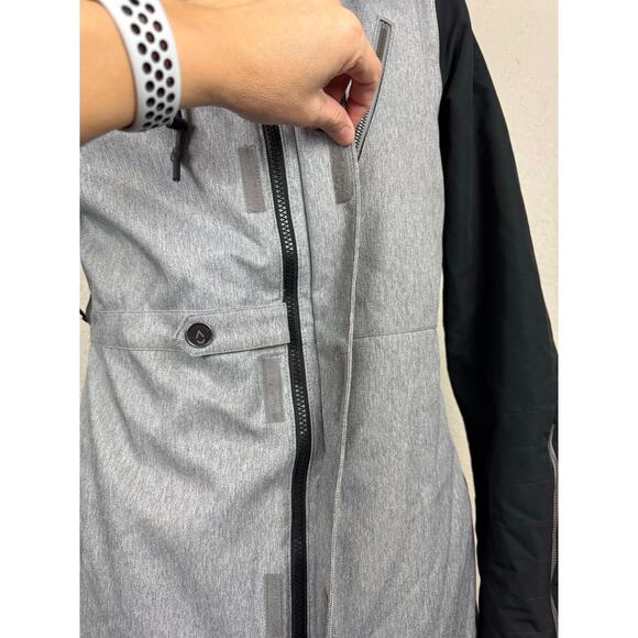 Volcom ski Jacket women’s size medium - Picture 4 of 8